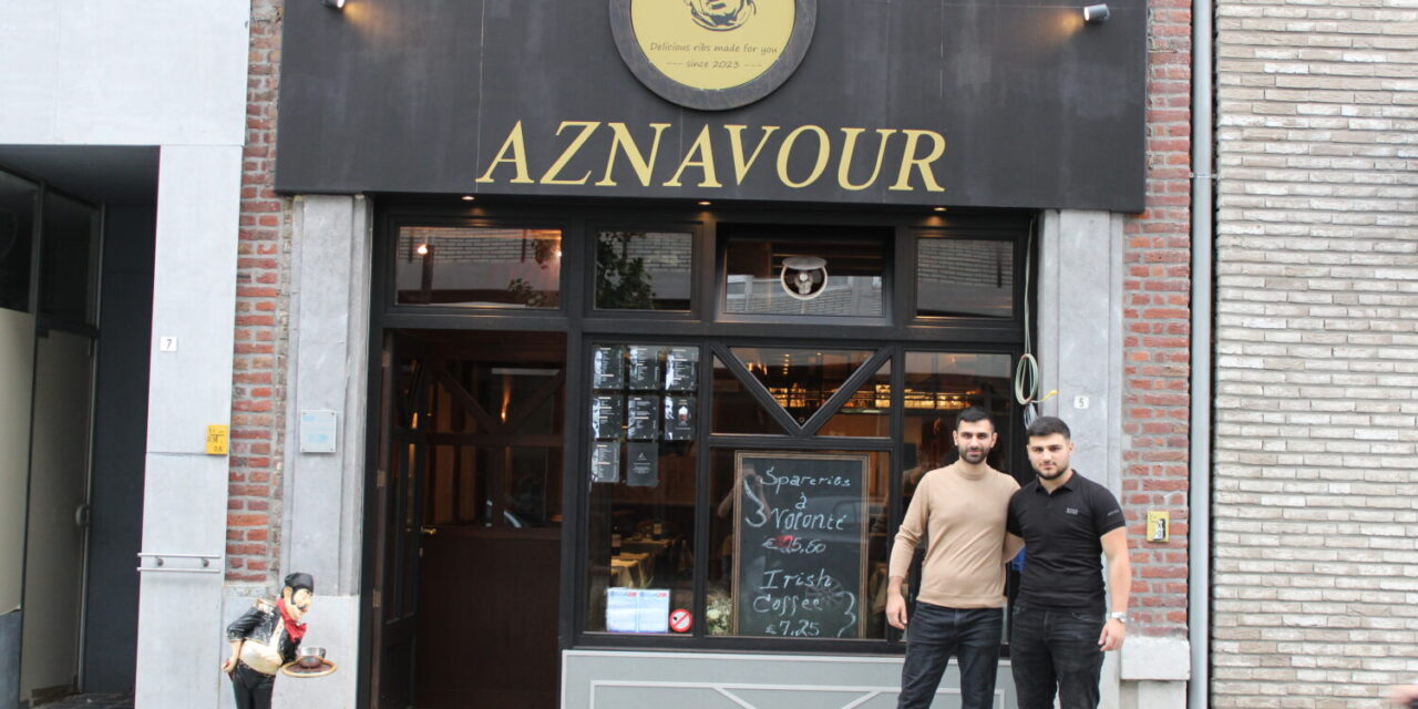 Twee jaar restaurant Aznavour in Sint-Truiden. Chef-kok Gagik trakteert klanten op gratis dessert: “Twee succesvolle jaren, en ja…er zijn frietjes op komst!”