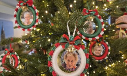 Kerstmagie in WZC Home Elisabeth dankzij bijzonder vrijwilligersgebaar
