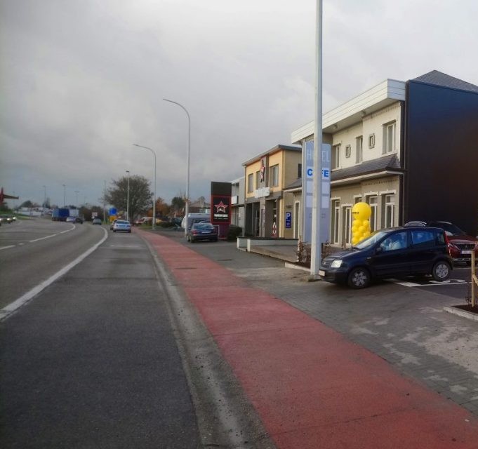 Voetgangers aangereden op Luikersteenweg ter hoogte van Jumbo in Brustem