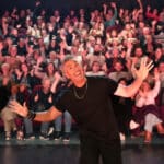 Guido Weijers verovert Sint-Truiden én België met mix van humor en filosofie