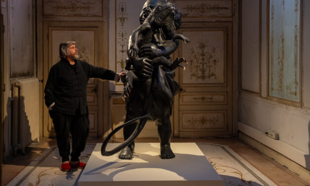 Koen Vanmechelen opent sculpturale solotentoonstelling op Biënnale van Venetië. “Alle levensvormen maken deel uit van een groter en wederzijds afhankelijk systeem”