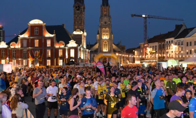 Ruim 3.600 lopers ontdekken Truiense monumenten. Truiense Laurien Delsaer beste op de 10 kilometer dames